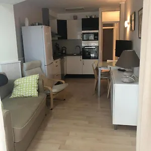 2 Min De La Empuriabrava